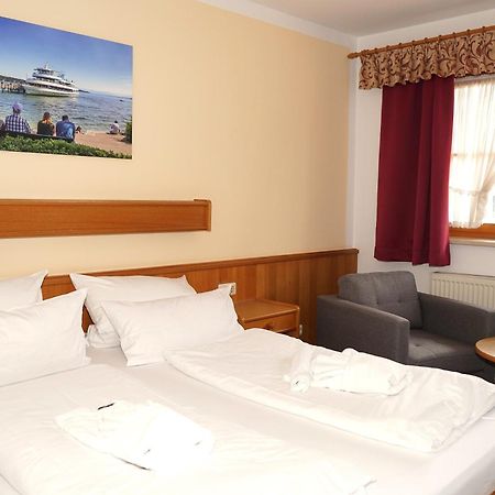 Gasthaus Und Landhotel Wiedmann Eresing Exterior foto